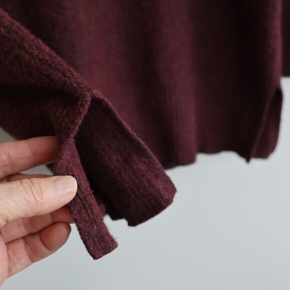 Burgundy Hoodie - Denver Hayes - Size M - Tunic Sweater - Picture 9 of 11